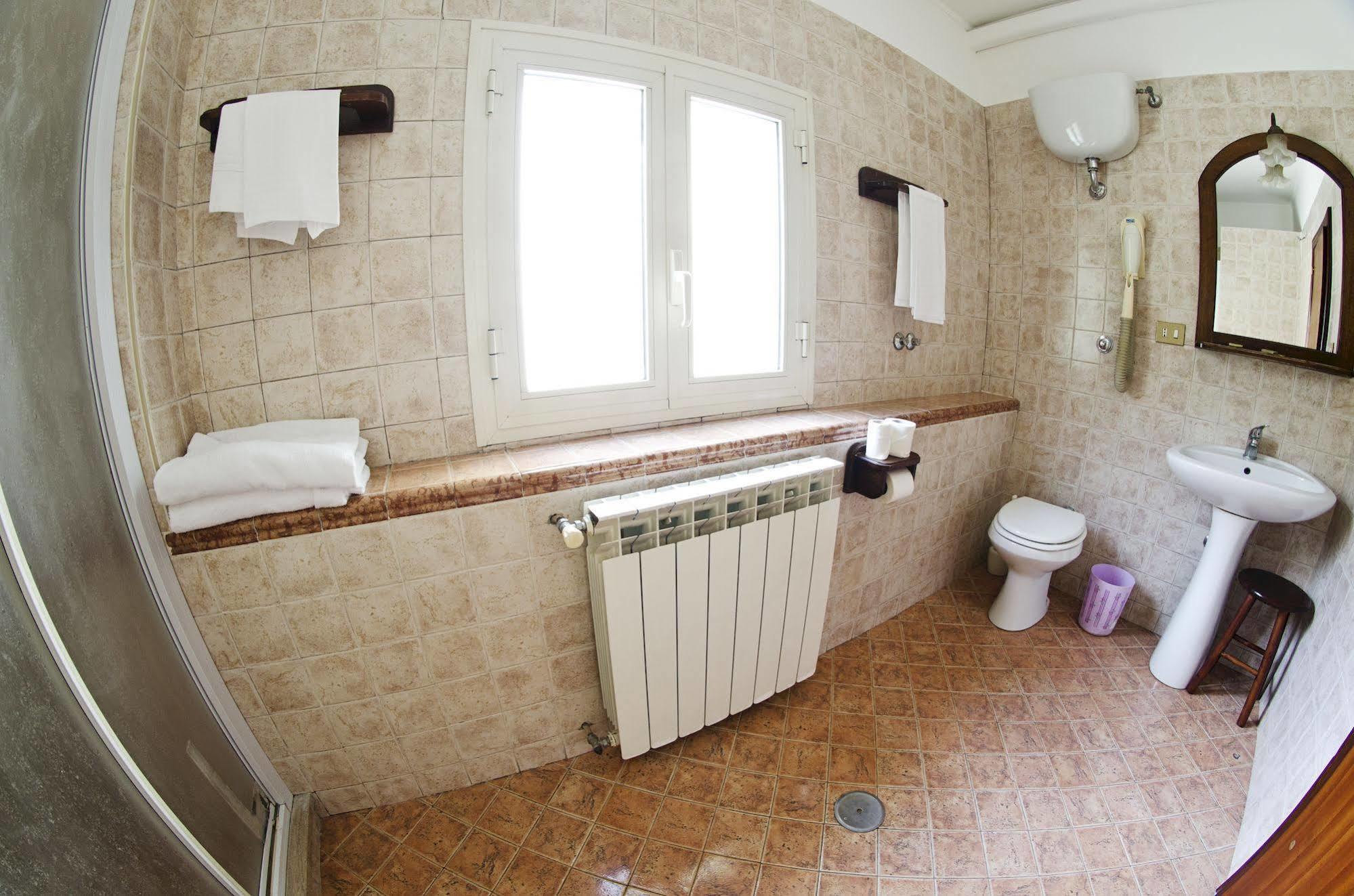 Hotel Villa Maria Napoli Esterno foto