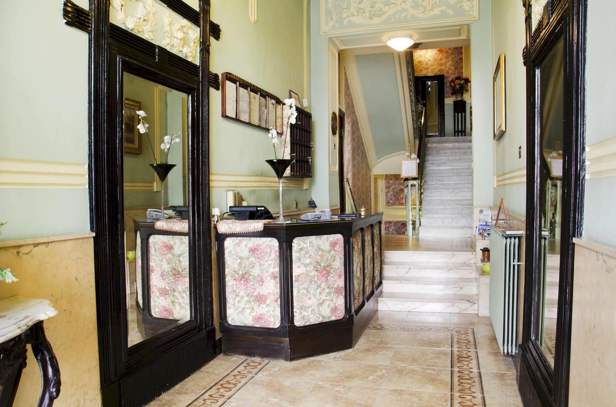 Hotel Villa Maria Napoli Esterno foto